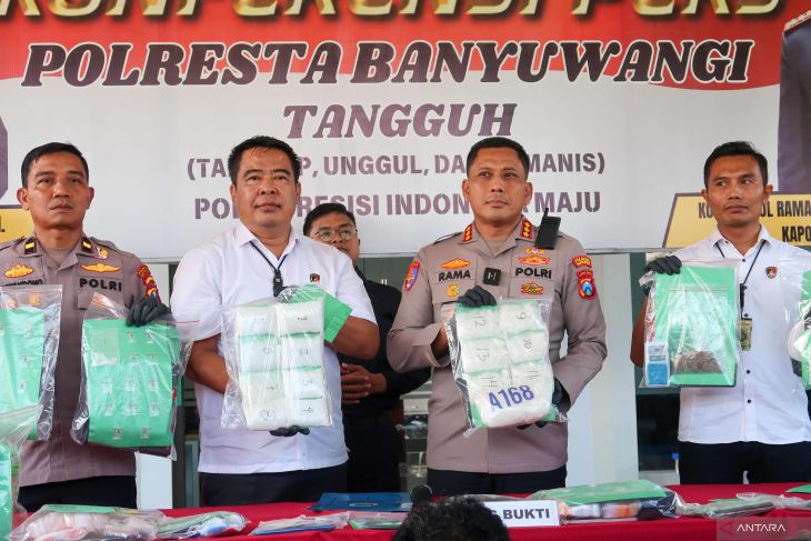 Polresta Banyuwangi ungkap kasus 2 kilogram sabu