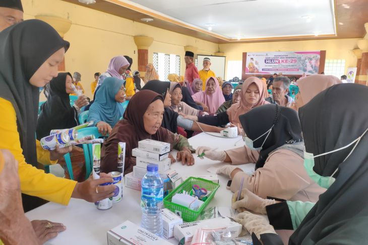 Wabup ajak warga lansia di Lombok Tengah hidup sehat dan bahagia