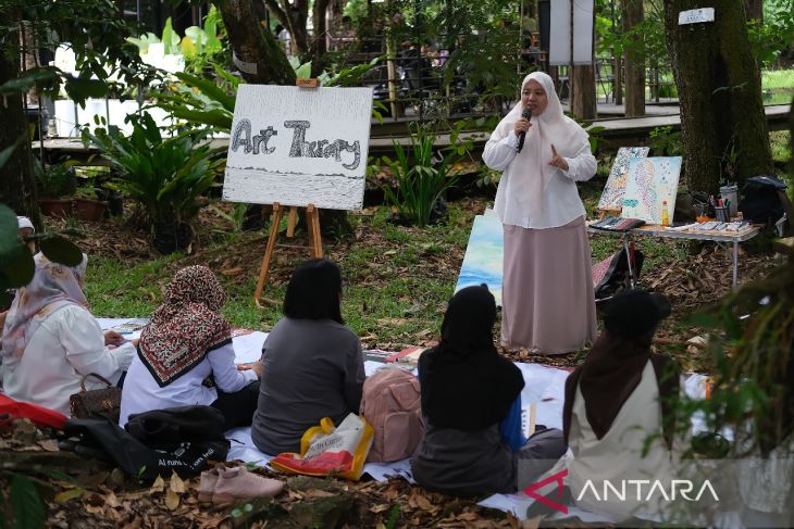 Terapi seni untuk mengolah emosi