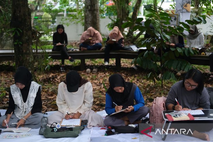 Terapi seni untuk mengolah emosi