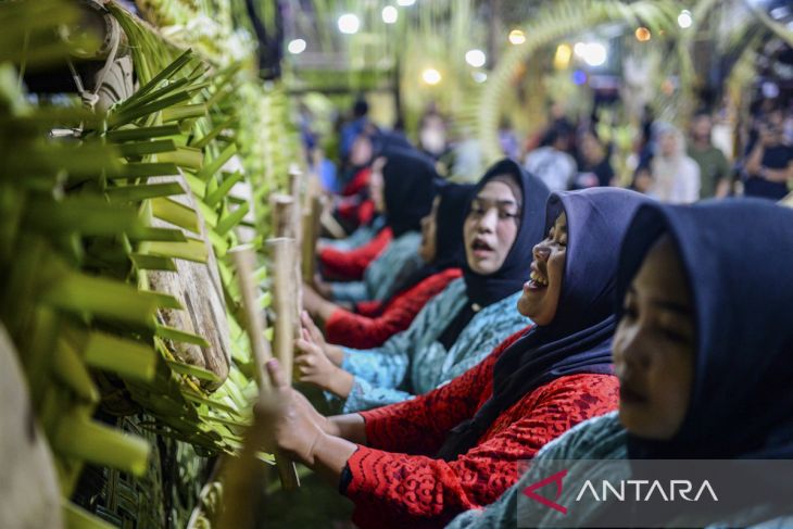 Tradisi Ngadu Bedug di Pandeglang