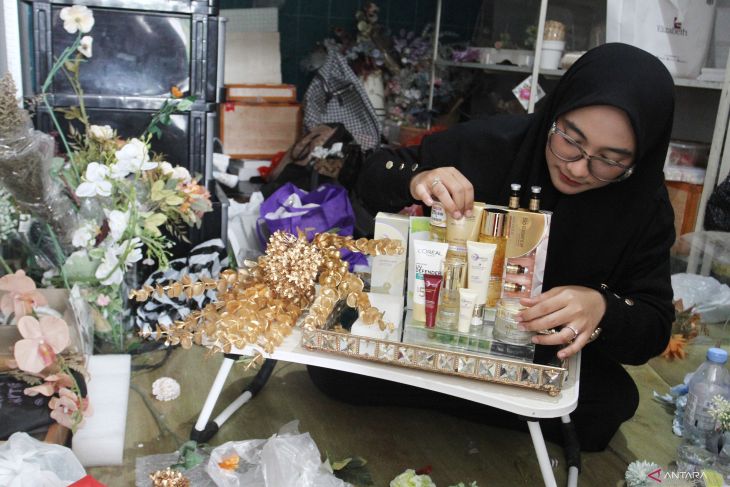 Bisnis jasa persewaan hantaran pernikahan di Ngawi