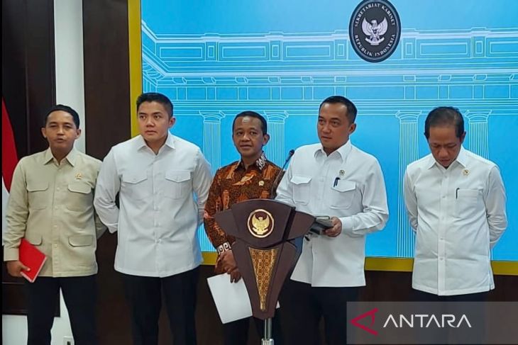 Presiden putuskan pemerintah cabut empat izin tambang di Raja Ampat