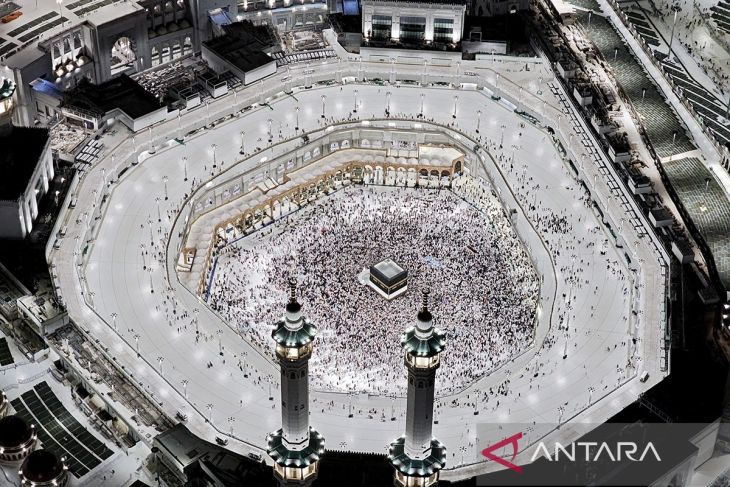 Prabowo resmi tetapkan biaya haji 2026