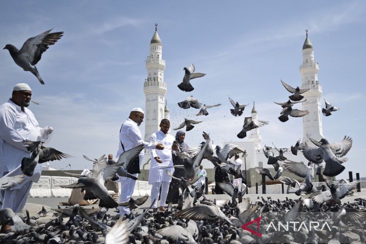 Melihat dari dekat Masjid Quba sebagai warisan kegotongroyongan muslim di Madinah