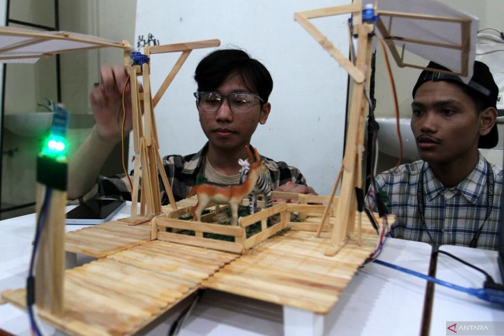 Meningkatkan literasi digital melalui pameran inovasi IoT