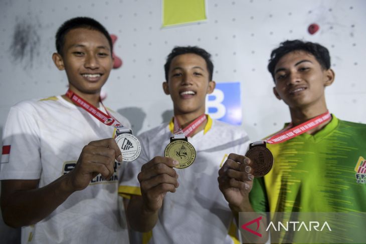 Final speed Youth A putra Kejurnas Panjat Tebing 2025