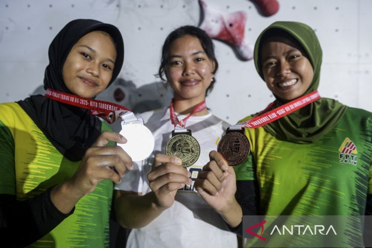 Final speed Youth A putri Kejurnas Panjat Tebing 2025