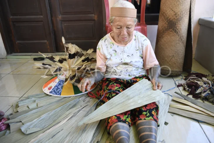 Masyarakat Suku Dayak Kenyah di Desa Pampang