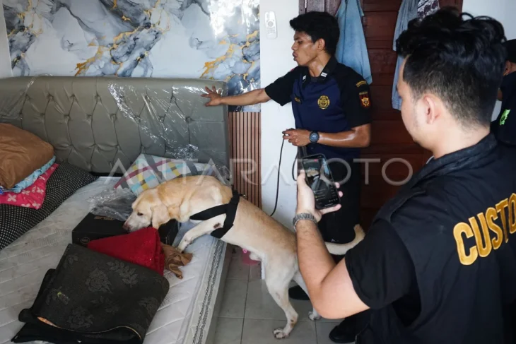 Penggeledahan terkait kasus narkoba di Balikpapan