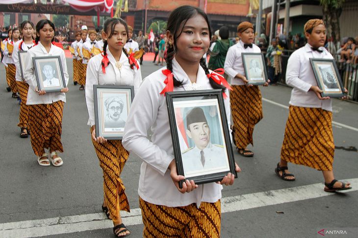 Kirab Budaya Mojo bangkit