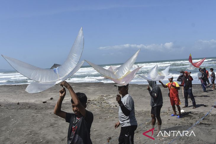 Festival Sasawangan di Pangandaran