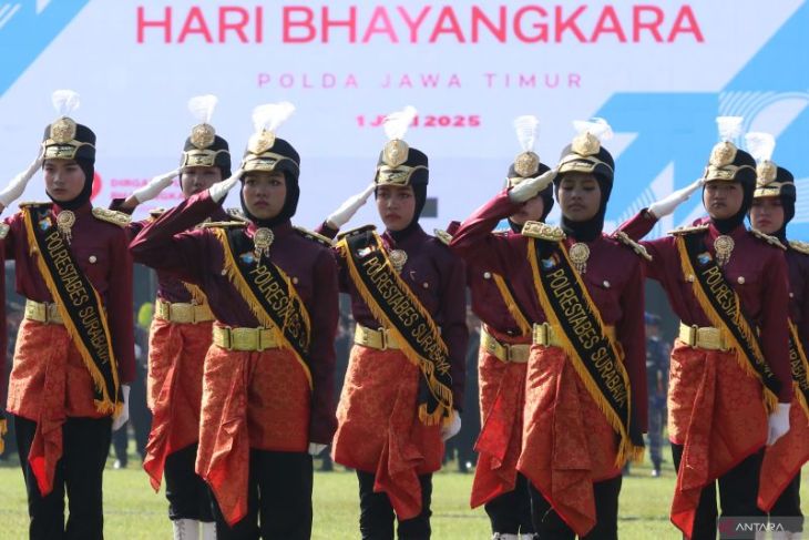 HUT ke-79 Bhayangkara di Polda Jawa Timur