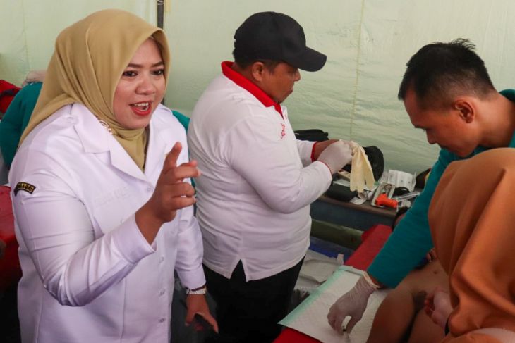 Pemkab Situbondo gelar khitan massal gratis untuk 170 anak SD