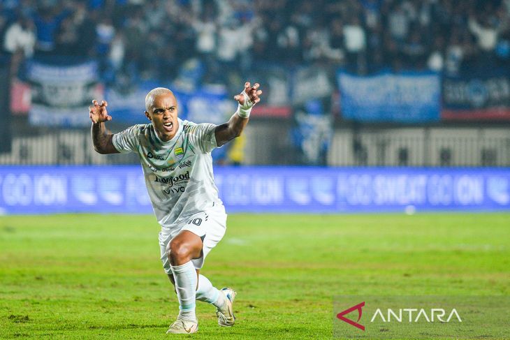 Persib Bandung ditahan imbang Dewa United