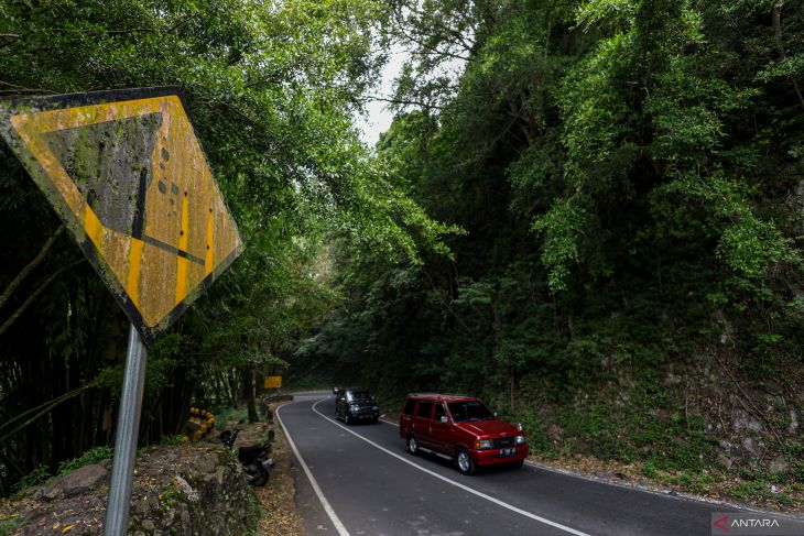 Peringatan dini cuaca ekstrem di Jawa Timur