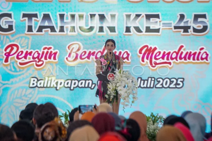 Pembukaan pameran Dekranas 2025 di Balikpapan