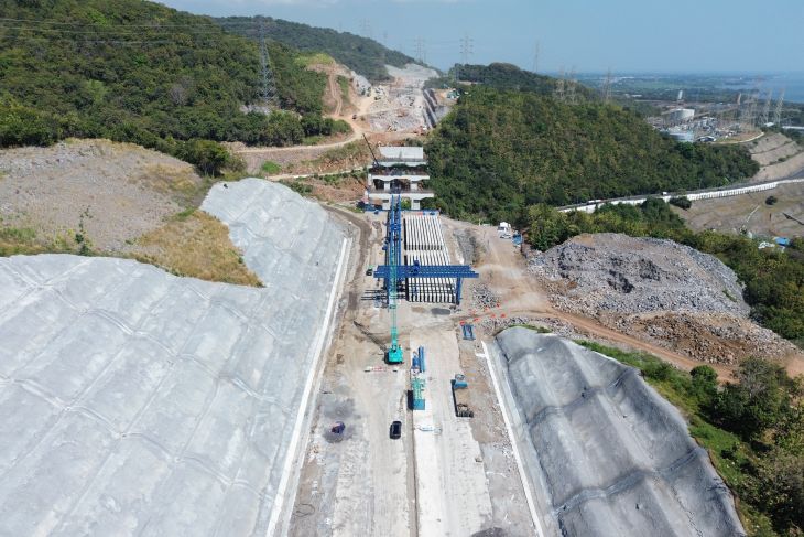 Progres pembangunan ruas Tol Probowangi