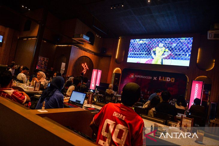 Nonton bareng final AFF U-23 di Bandung
