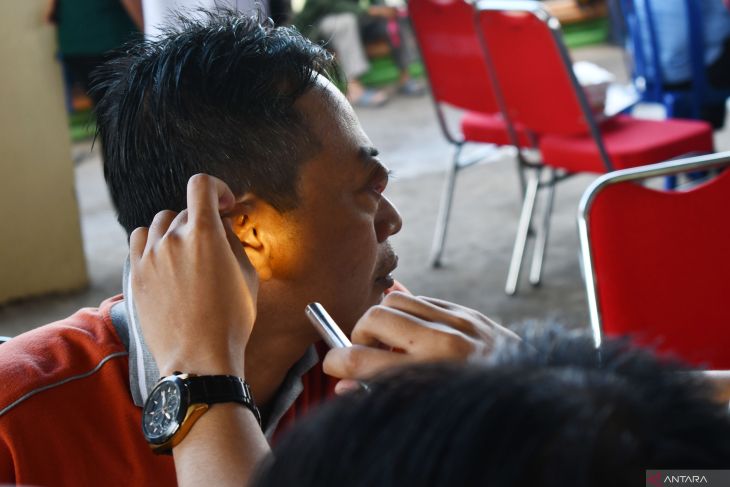 Layanan kesehatan gratis petugas TPA sampah