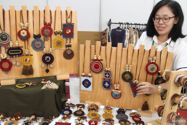 Batu bisnis festival