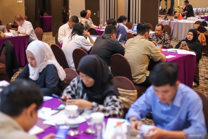 Perum LKBN ANTARA gelar UKW di Surabaya