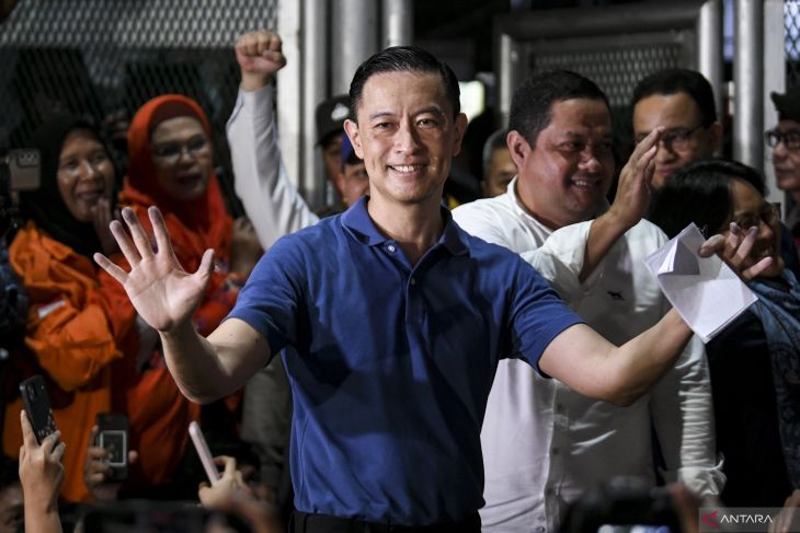 Abolisi hanya Tom Lembong, kasus terdakwa lain tetap berjalan