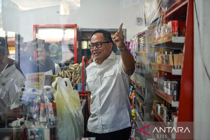 Wamen BUMN tinjau Koperasi Desa Merah Putih