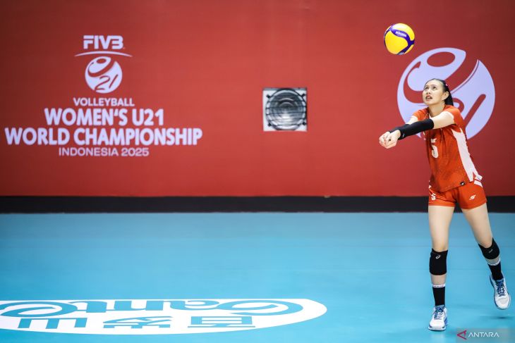 Latihan Timnas Voli Putri Indonesia U-21