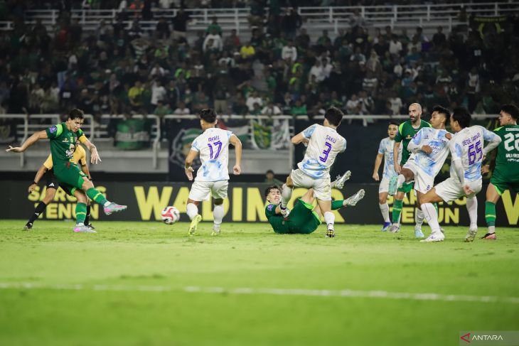 Persebaya Surabaya kalah dari PSIM Yogyakarta