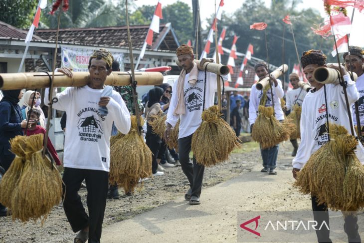 Peringatan hari masyarakat adat sedunia