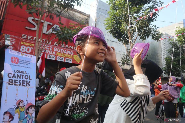 Lomba HUT Kemerdekaan di CFD Kota Kediri