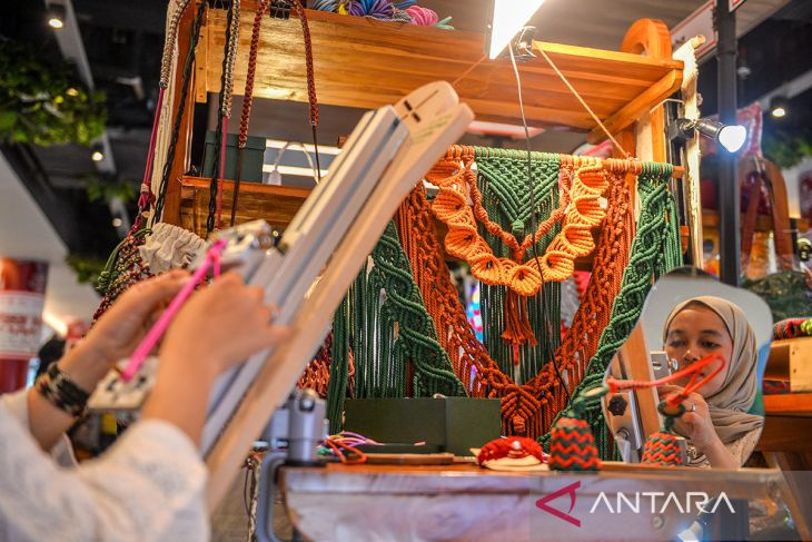 Pasar kreatif di Bandung