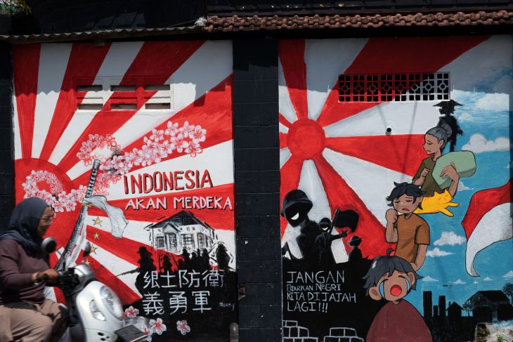 Mahasiwa kampanyekan nasionalisme melalui mural