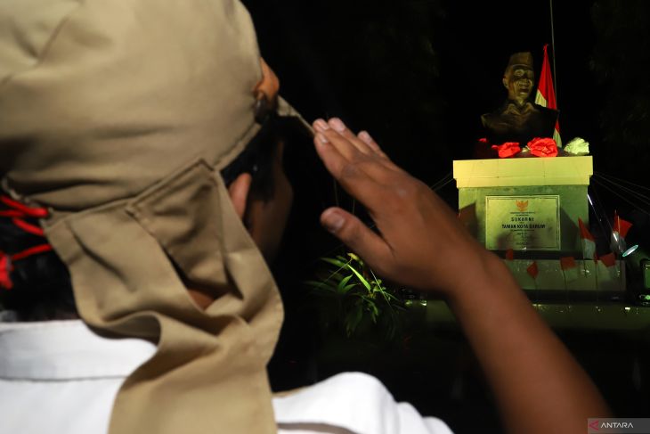 Pementasan teatrikal dan napak tilas pahlawan sukarni