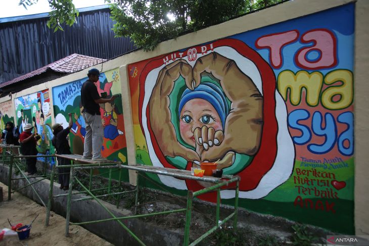 Lomba Mural HUT RI di Aceh
