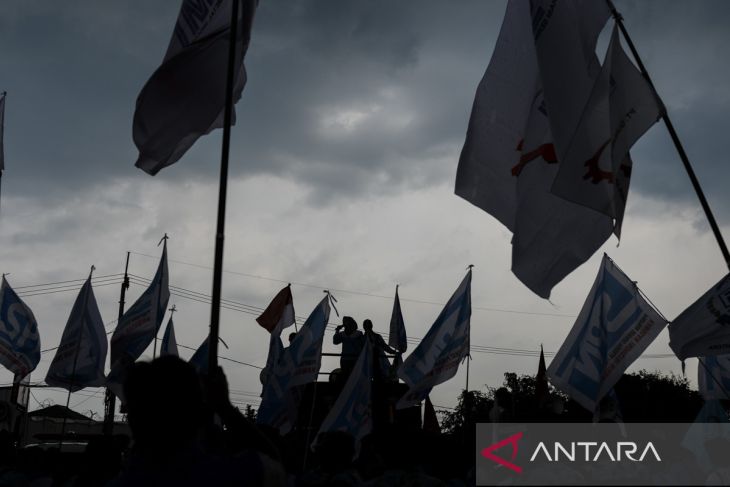 Aksi damai buruh di Banten