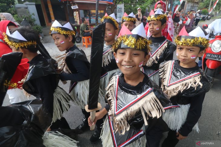 Karnaval pelajar peduli lingkungan