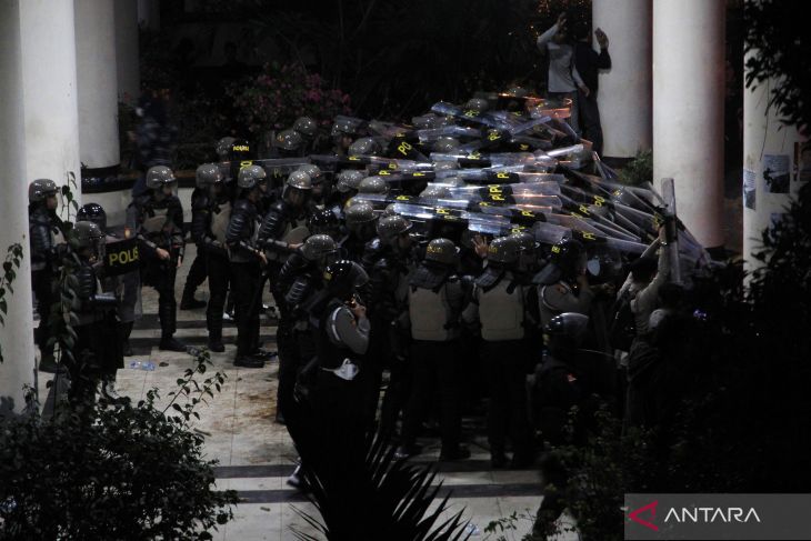 Unjuk rasa mahasiswa di Pontianak