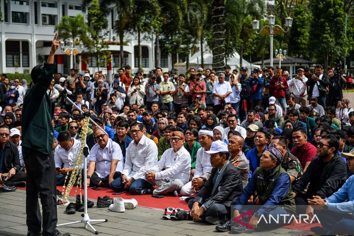Forum dialog terbuka mahasiswa Jawa Barat