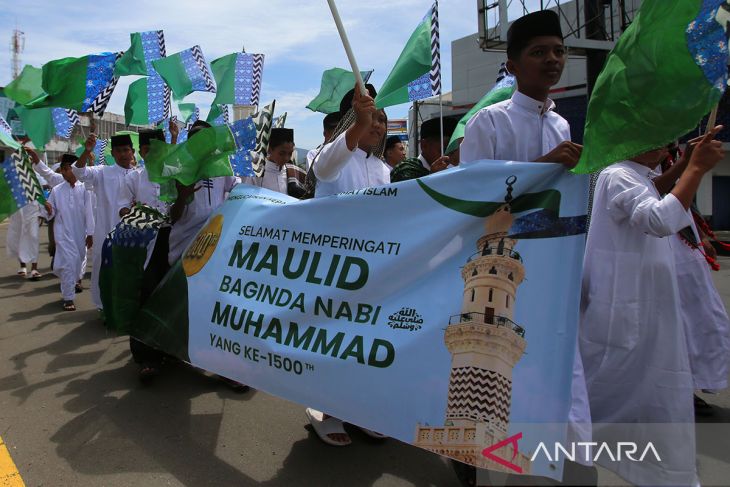 FOTO - Pawai peringatan Maulid Nabi di Aceh