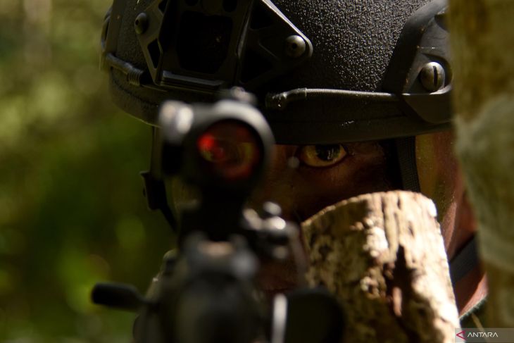 Latihan pertempuran Korps Marinir di Malang