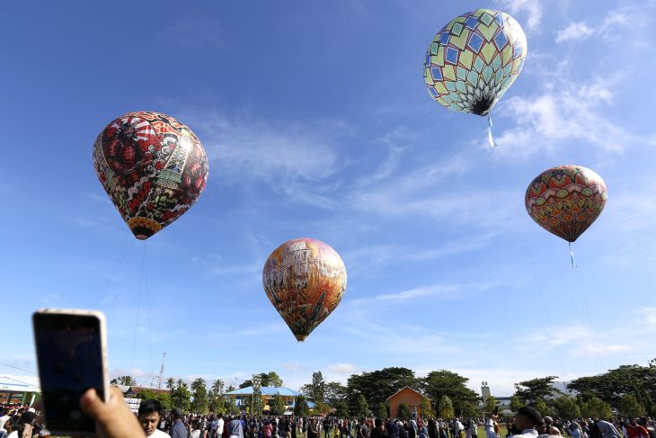FESTIVAL BALON UDARA DI GORONTALO