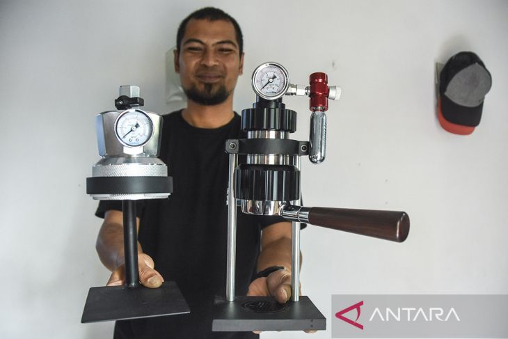 Produksi alat kopi espresso portable