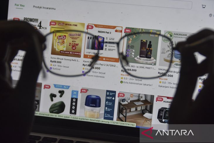 Transaksi e-commerce melalui perangkat mobile