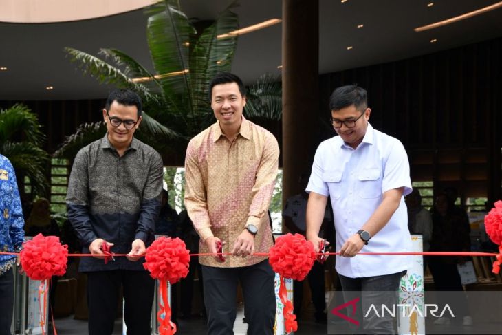 Grand Opening Enchanting Valley di kawasan Puncak Bogor