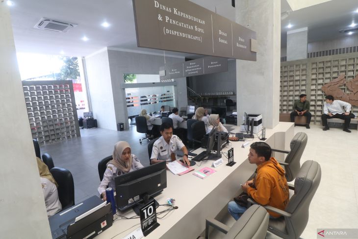 Peluncuran mal pelayanan publik di Kediri