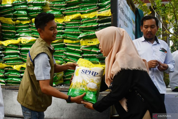Pasar murah Pemprov Jatim