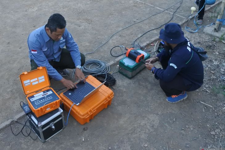 BMKG pasang alat pendeteksi gempa di Situbondo