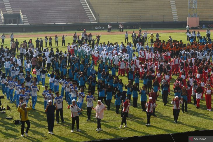 Senam virtual di Kota Madiun